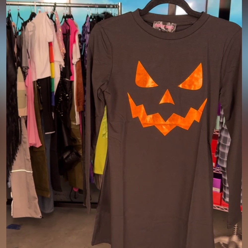 Pumpkin O’ Lantern Halloween 🎃 Dress size Small